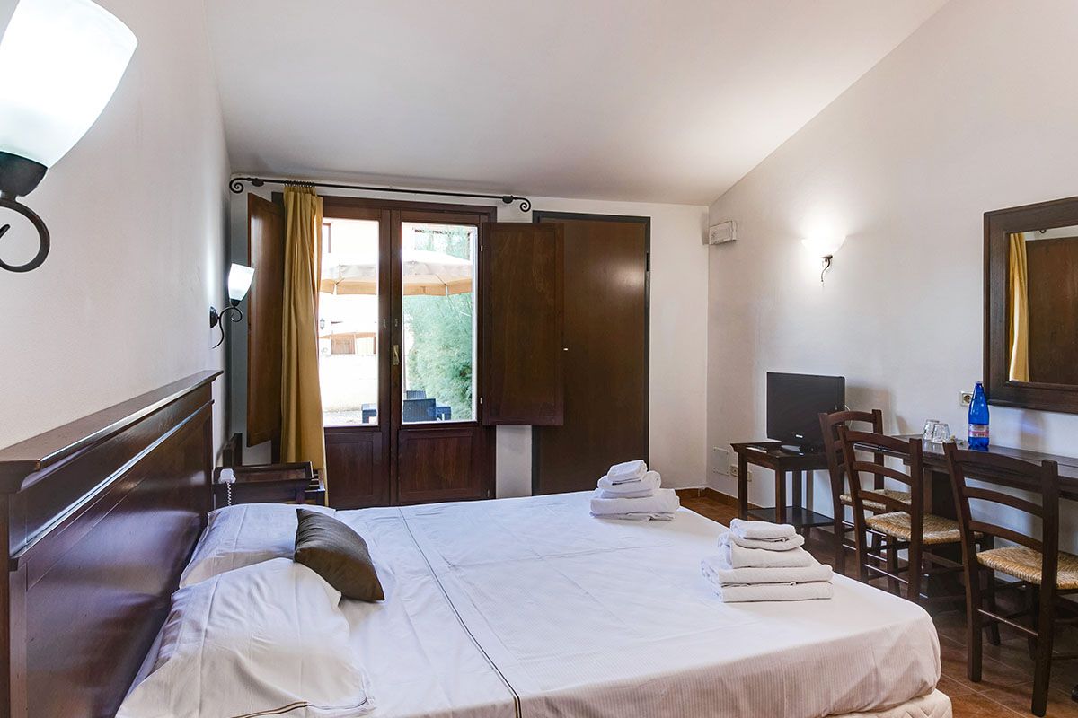 Essential · Borgo Magliano · 2